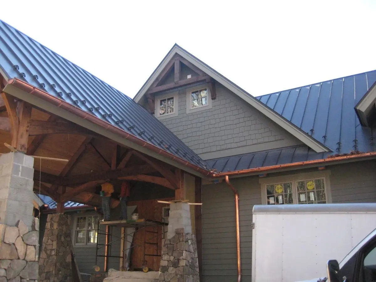 Craftsman Roofing team delivering quality roofing work in Mount Holly Springs